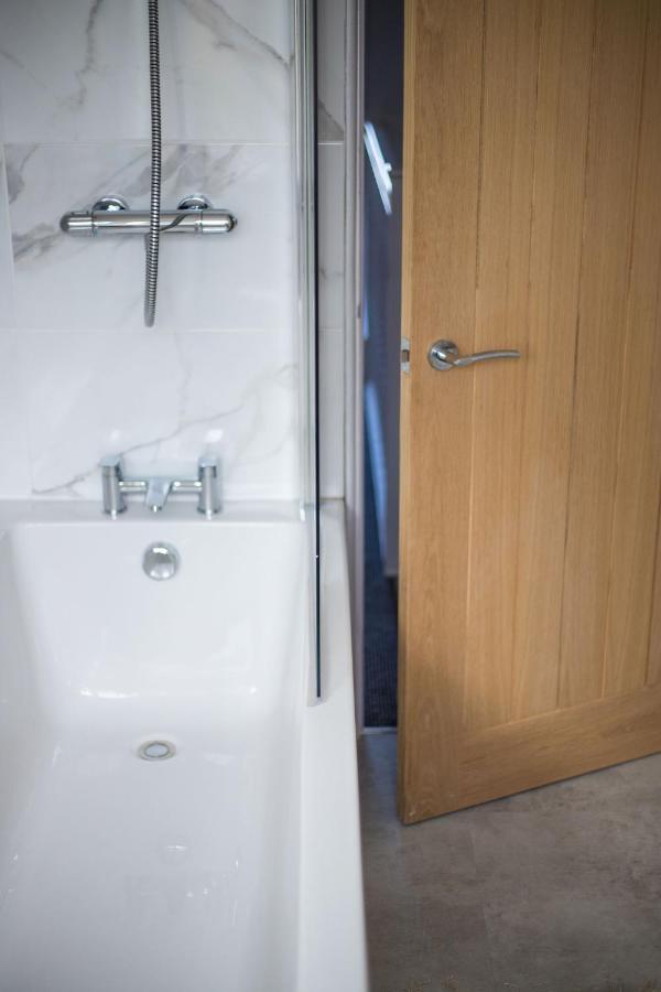 Amazing New 3 Double Bed House In Staple Hill! Apartment Bristol Exterior photo