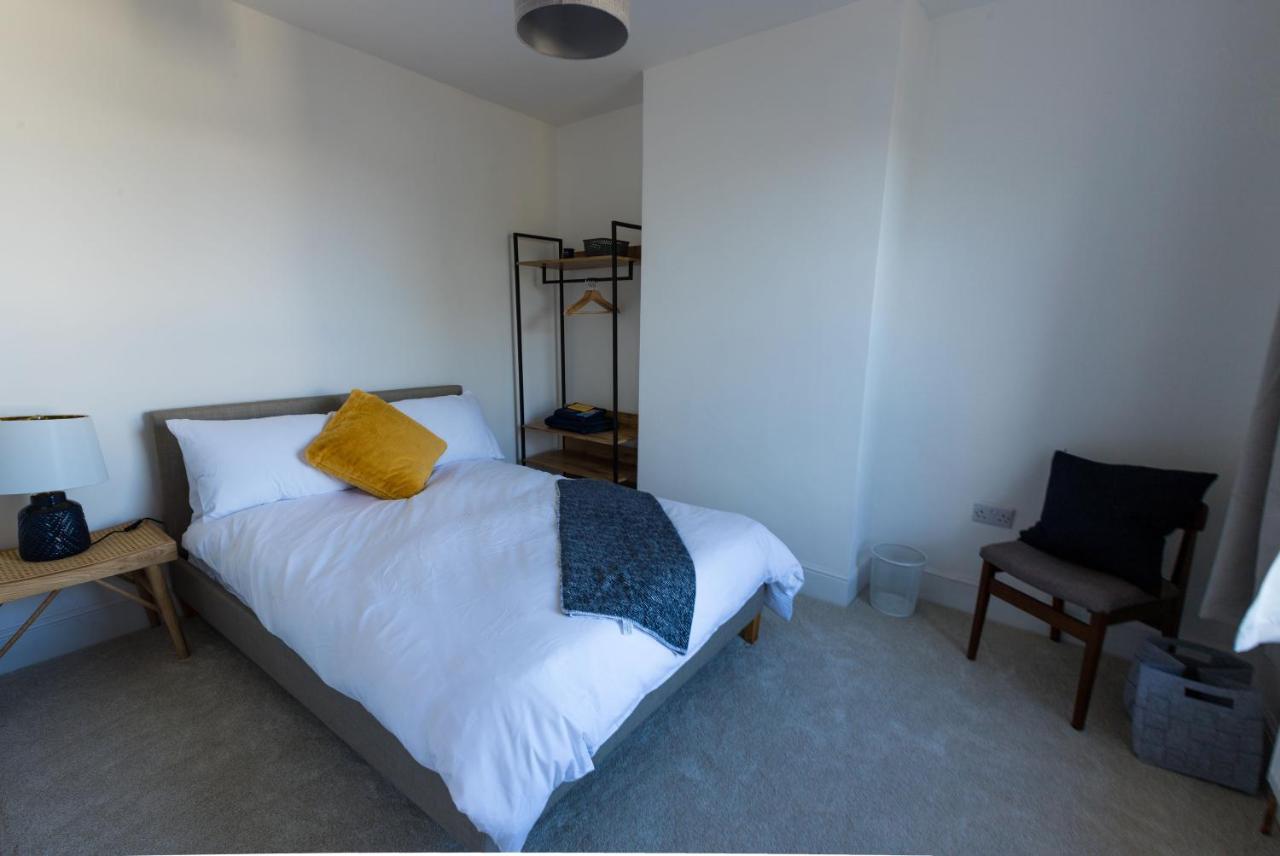 Amazing New 3 Double Bed House In Staple Hill! Apartment Bristol Exterior photo